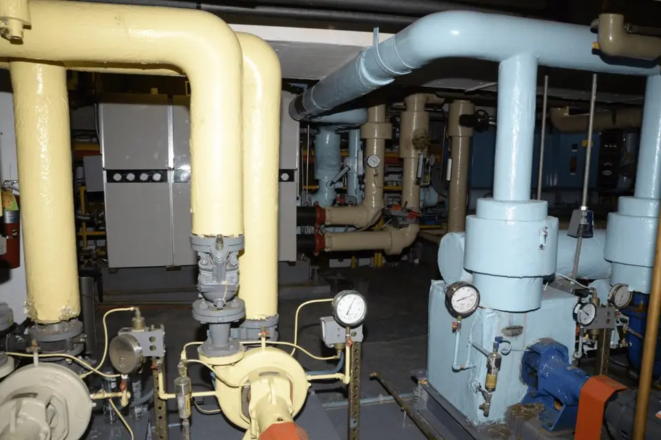 Industrial pipework and valves